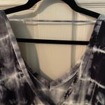 Ezra  vintage tie dye tunic top with back keyhole design. Photo 5