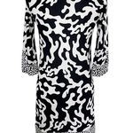 Diane Von Furstenberg  DVF Silk V Neck 3/4 Sleeve Shift Dress Black White Size 0 Photo 3