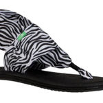 Sanuk yoga sling 2 prints sandals women’s size 9 zebra print Photo 0