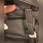 O.N.G. chang Women’s black nylon backpack Photo 4