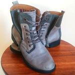 MGrey leather and suede zip up boot Gray Size 8 Photo 0