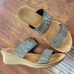 Daisy Fuentes *5/$25 sale* Rhinestone Strap Wedge Sandals sz 7.5 Photo 0