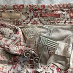 Anthropologie Pilcro The Wanderer
Floral Shorts Photo 7