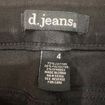 D. Jeans Capri Jeans Photo 2