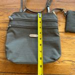 Baggallini Essential Crossbody Bag with Card / Coin Pouch EUC Photo 2
