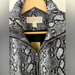 NWT MICHAEL Michael Kors Light Puffer Vest Women's S Black Snake Photo 1