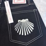 Lisa Says Gah NWT  Black Denim Embroidered Shorts, Size 4. Photo 5