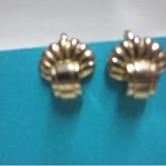 Vintage Coro Gold Tone Clip On Earrings Jewelry Photo 1