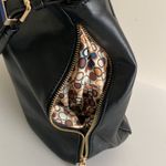 Large Black vegan Leather Shoulder Bag side pockets tassel zipper Photo 4