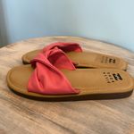 Billabong  Malibu Flat Pink Sandal size 7.5 Photo 3