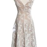 Dress the Population NEW Elisa Vine Embroidered Midi Dress White Nude Small Photo 3