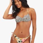 Billabong PRETTY DAZE REVERSIBLE
Side tie bikini bottoms NWOT Photo 3