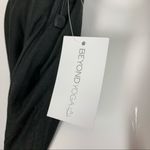 Beyond Yoga Beyond‎ Yoga Black Pocket Infinity Scarf Travel Zip Storage Soft Stretch NWT Photo 4