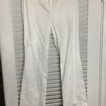 INC $32  4 white slim capris pants Photo 2