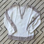 Twenty four seven blouse Size M Photo 0