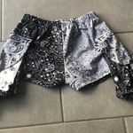 Bandana Shorts Multiple Photo 0