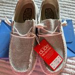 Hey Dude  Wendy  Photo 0