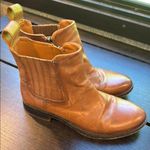 Franco Sarto  Brown Leather Ankle Boots size 6.5 runs a little more like a 7 Photo 3