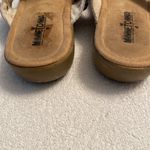 Minnetonka sandals thong style silver embellishments Size 7 Photo 3