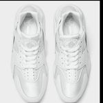 Nike  Air Huarache Platinum NEW Authentic White Athletic Sneakers Size 6 Women Photo 4