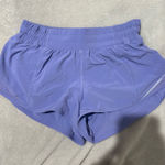 Lululemon  Hotty Hot 2.5" Low-Rise Photo 0