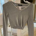 Brandy Melville      Milena Sweater Photo 0