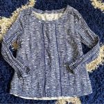 Vineyard Vines Vineyard Vines Silk Blend Blue White Wavy Ikat Pattern Blouse Size 2 Preppy Photo 0