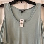 EXPRESS Women's light green Cold Shoulder Top size M brand new Photo 1