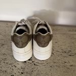 Coach NWOB Women’s Clip Low Top Leather Sneaker in Chalk/Khaki. Size 9.5B Photo 6