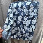 Kut From The Kloth  floral blouse with tab sleeves in size Large Photo 5
