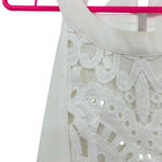 Skies Are Blue size medium white tank top sleeveless blouse lined crochet lace Photo 2