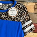 Sunshine & Rodeos Blue With Leopard‎ Sleeve Top Size Medium Photo 4