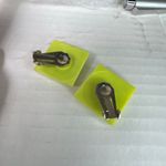 Vintage 60’s 70’s mod line green rhinestones clip style Photo 5