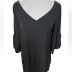 Belongsci Black 3/4 Bell Sleeve V-Neck Above the Knee Shift Dress Size Small Photo 2