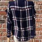 Kensie blue plaid button down flannel top / M / Excellent condition Photo 4