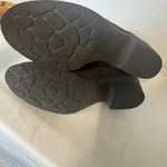 BOC Born Concept Bendall Bootie brown suede Leather side zip Boots sz 8 knit Photo 4