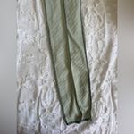 Pretty Little Thing PRETTY LTTLE THING Size 0 Green Legging Pant Photo 1