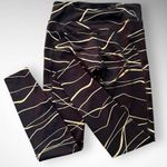 Nike  Women's‎ Icon Clash Fast Dri-Fit Black and Gold Leggings Size Small | EUC Photo 3