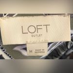 Loft - Outlet Ruffle Silver Button Shoulder Paisley Print Long Sleeve Size M Photo 3