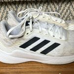 Adidas volleyball shoes Photo 0