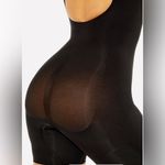 YITTY NWT  Nearly Naked Shaping Mid Thigh Bodysuit Black Shapewear Medium-Large Photo 2