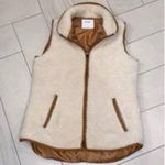 Old Navy  Sherpa Fleece Vest - Cream and Brown twill piping sz XS Photo 4