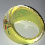Size 8 Yellow Green & Red Resin Boho Fashion Dome Statement Ring Photo 2