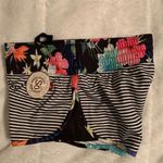 SO Juniors Shorts Photo 1