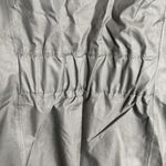 The North Face NWOT Women's Deep Lichen Green Lynwood Parka Size Medium Photo 11