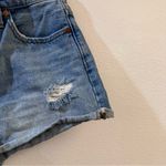 Madewell  Relaxed Denim Shorts in Homecrest Wash Ripped Edition Size 26 Photo 8