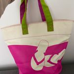 barnes and noble Bucket Bag Photo 0