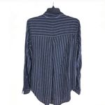 Universal Threads ✨ Universal Thread Navy Grey Striped Popover Top ✨ Photo 4