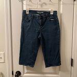 DKNY  Jeans Ludlow Short Women's Juniors Size 6 Shorts Capri Jeans Dark Wash Photo 3