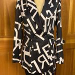 Lavishly Paris Nwt, New, Women’s Letter Print Pant Suit. Photo 9